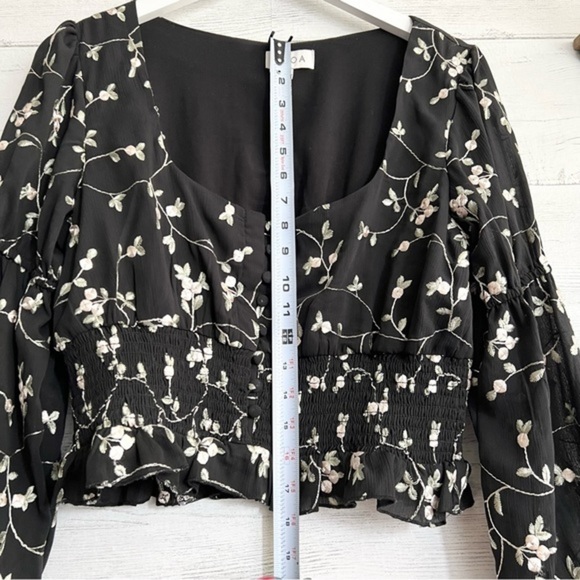 ACOA Black Square Neck Low Cut Floral Embroidered Blouse - Picture 11 of 11